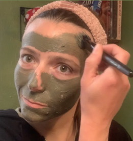 Kruiden en kleien die de huid ontgiften